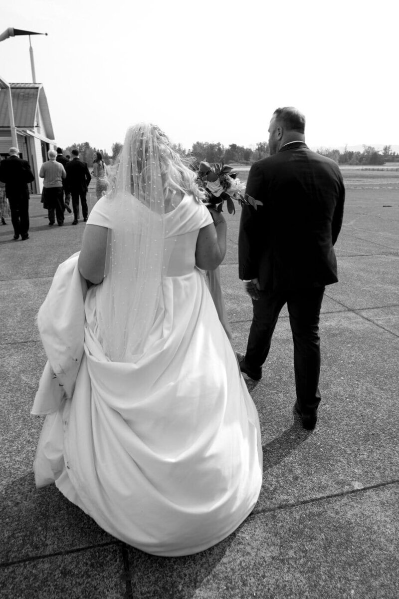 classic-and-documentary-style-wedding-photography-296