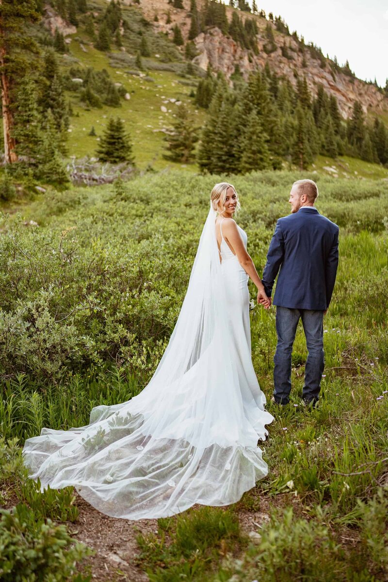 Emily-David-Colorado-Wedding-04636