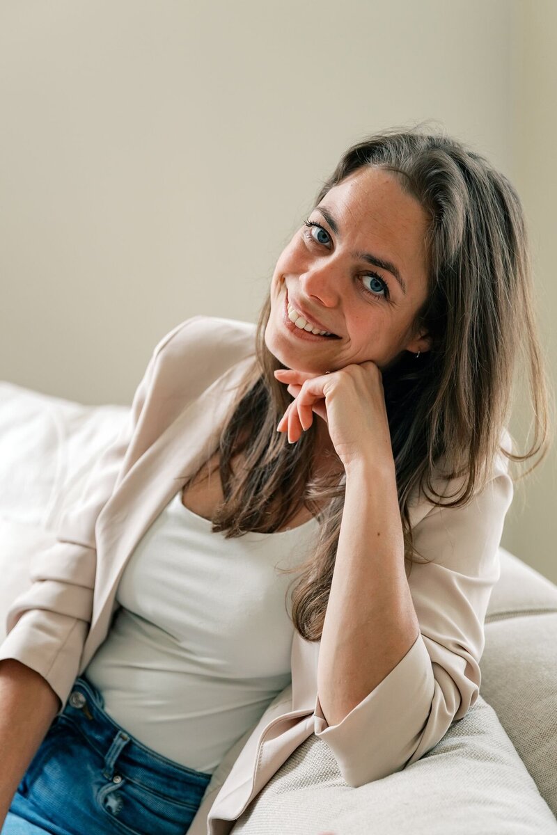 Doormiddel van mijn eigen ervaring met veel buikpijn, help ik nu ouders en kinderen die hier ook last van hebben. We gaan op zoek naar oplossingen op het gebied van voeding. Welk voedsel is wel goed en gezond en welk voedsel soort juist voor die buikpijn.