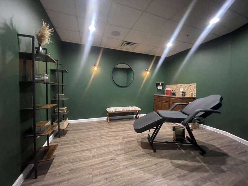 Evans Suite Room