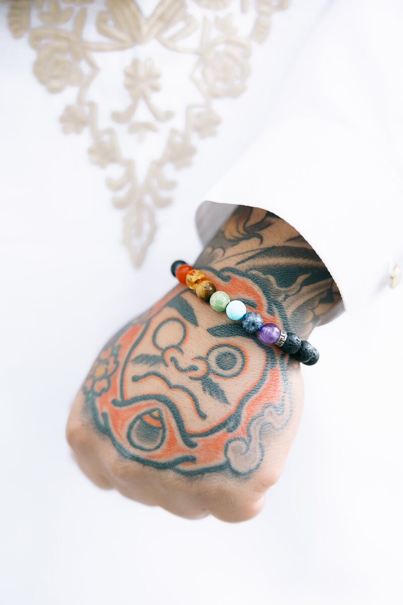 trishalindseyphoto_gettingready-200