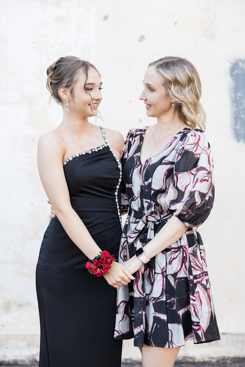 Rockhampton-Formal-Photographer-4937