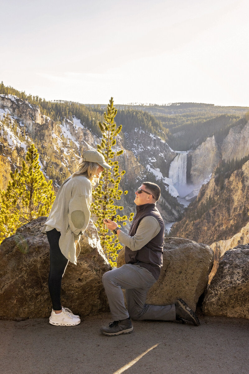 Shanna-Mae-Photography-Montana-Photographer-Surprise-Proposal-Yellowstone-012