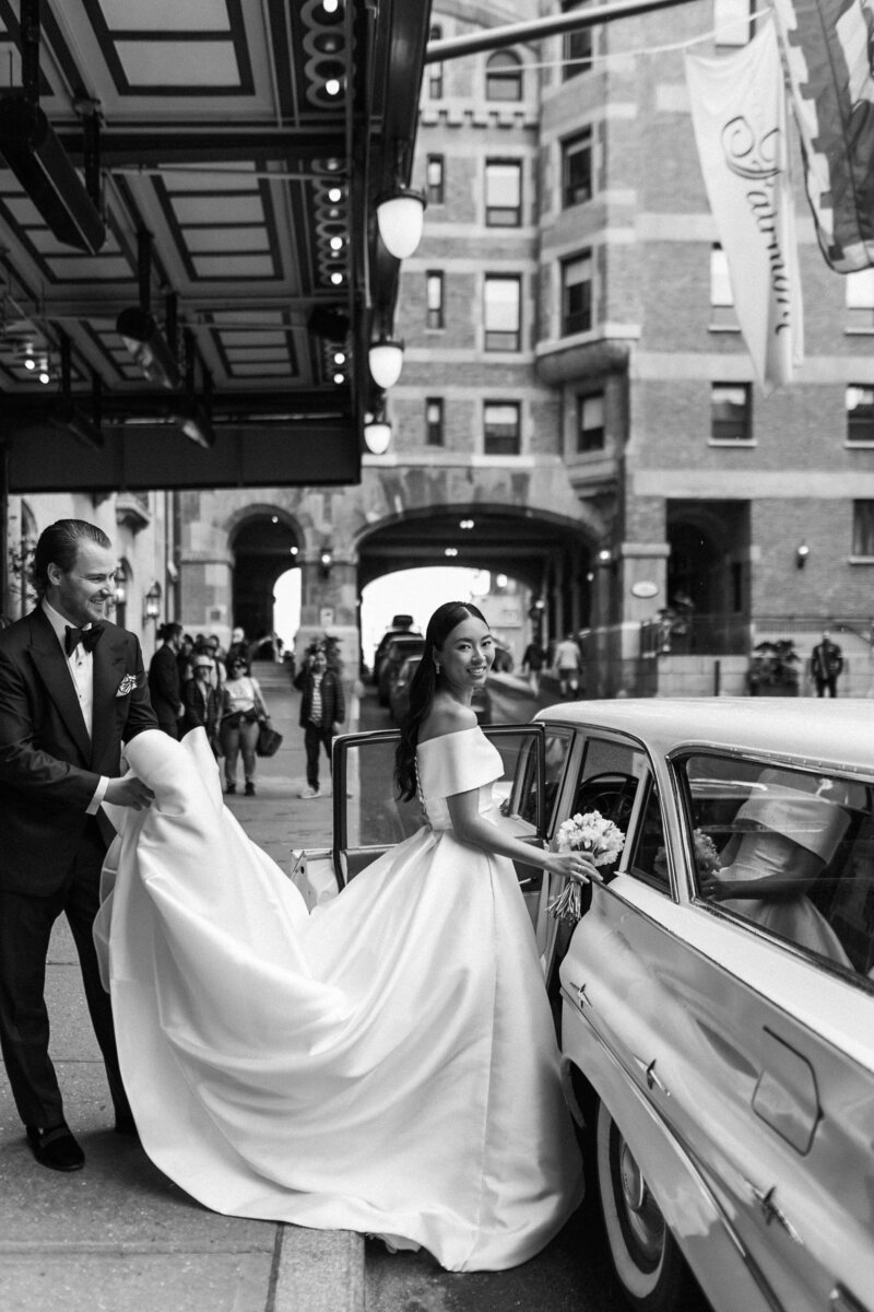 515-Chateau-Frontenac-Quebec-City-Canada-Shantel-Jeff-McCain-Wedding-22