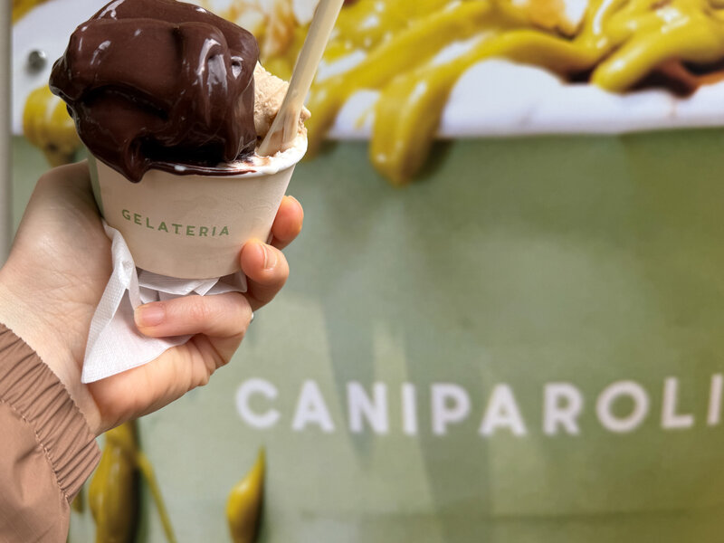 Gelato at Caniparoli in Lucca, Italy