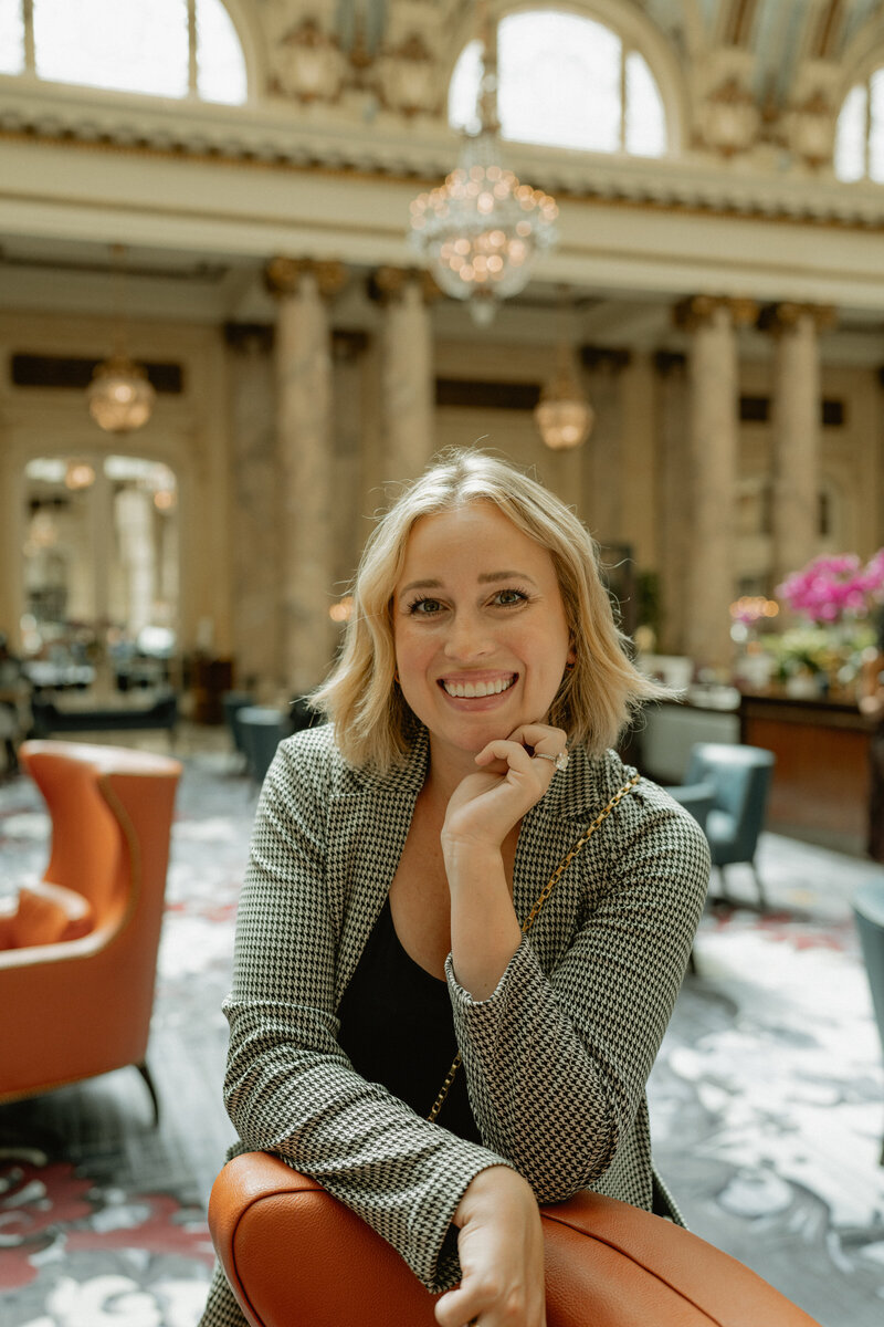 San Diego and destination wedding planner Felicia Nalluri headshot
