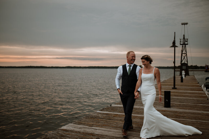 Danielle + Dean Sneak Peeks-38