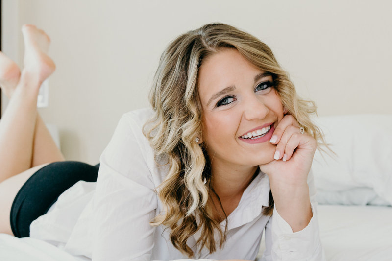Caroline-Dubuque-Boudoir-Light Burst Photography-4