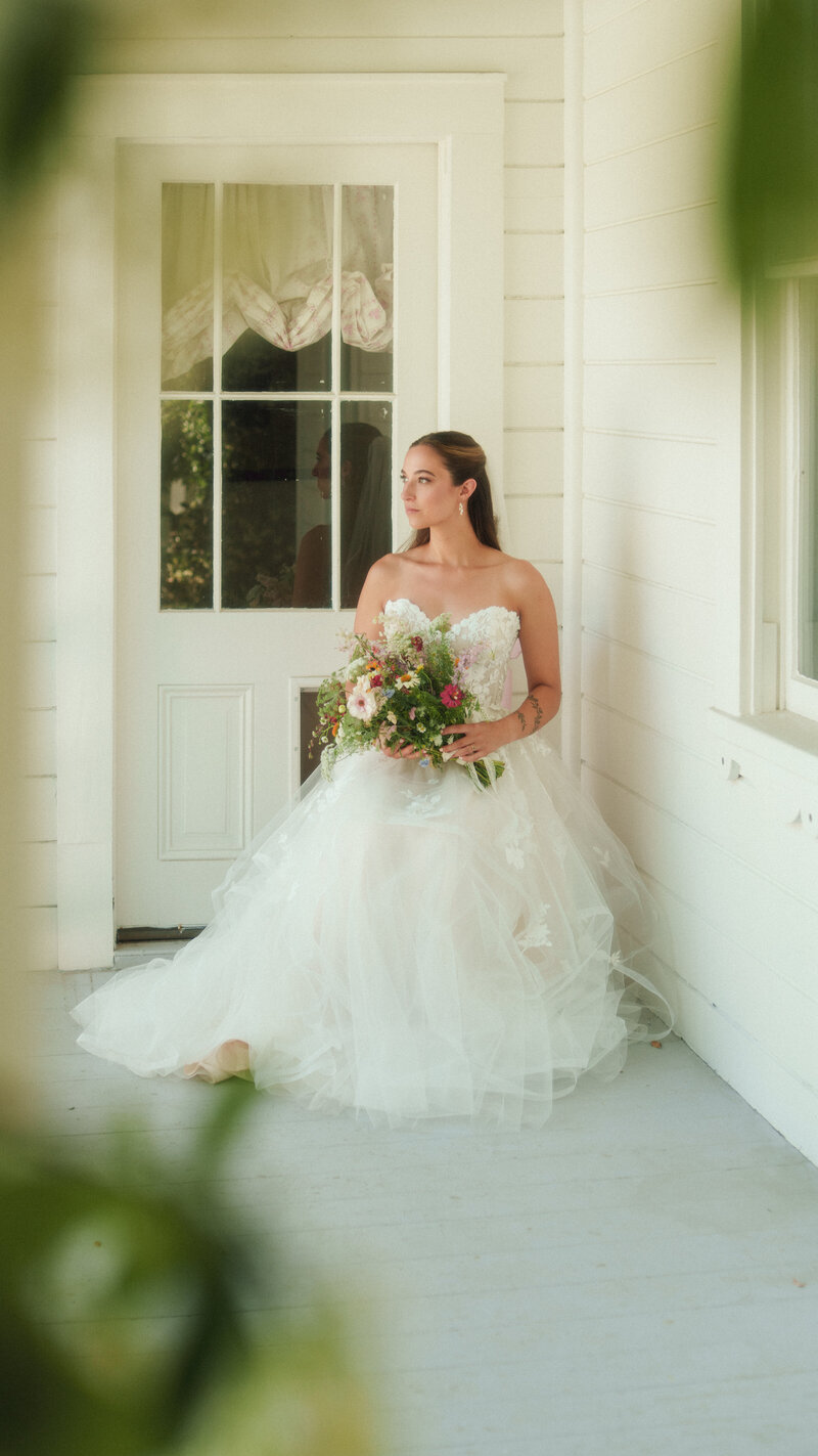 Makena & Drew - Getting Ready-24450- 157