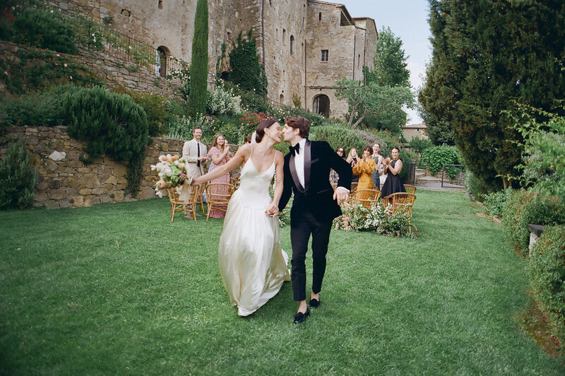69-Monteverdi-Tuscany-Italy-Wedding