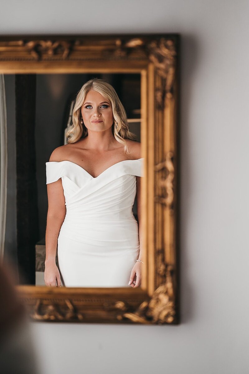Bride at Brinsop Court