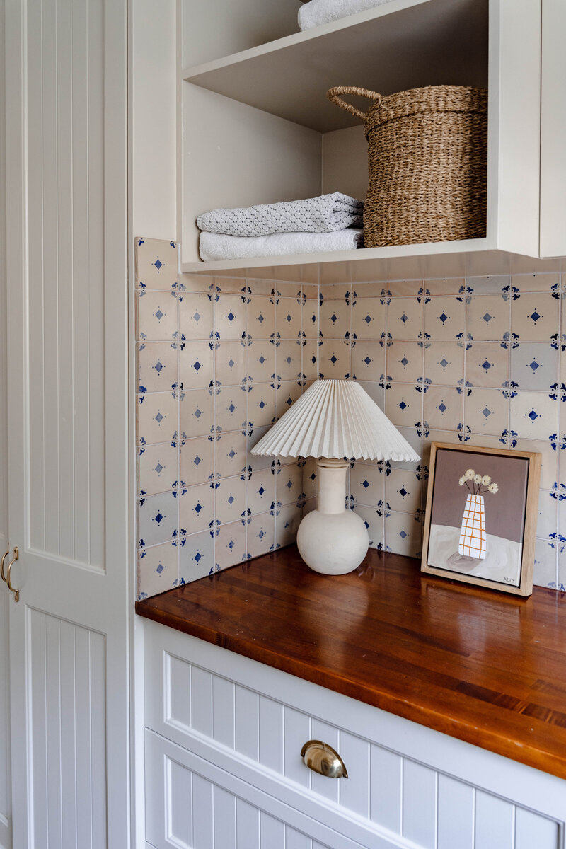 jesse-mccabe-renovation-laundry-room-lamp-mayfield-nsw