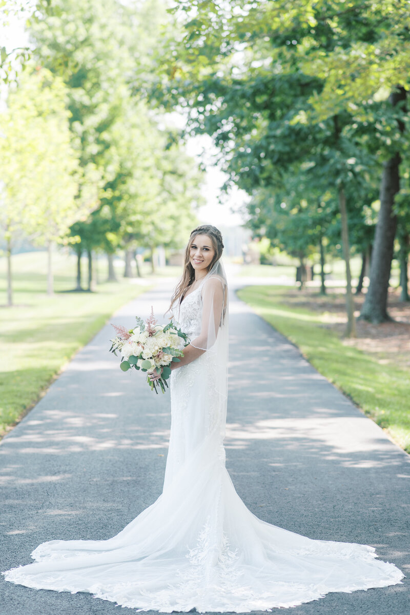 sarah-elizabeth-studio-ohio-wedding-photographer-jacob-madison-sneak-peeks-25