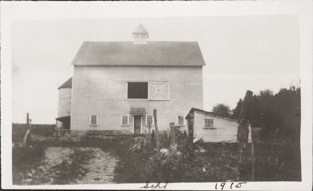 Black and white image of a barn