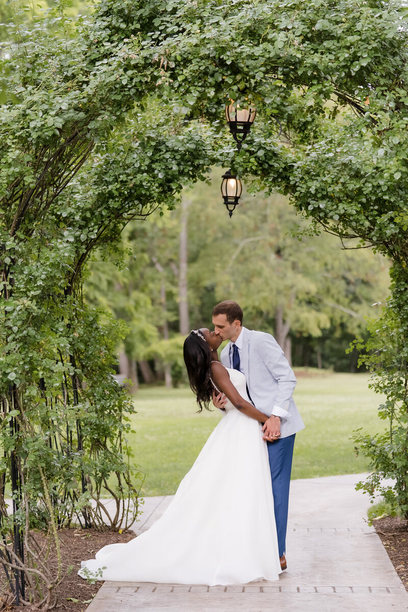 Couples-Portraits_Harrisburg-Hershey-Lancaster-Wedding-Photographer_Photography-by-Erin-Leigh_0057