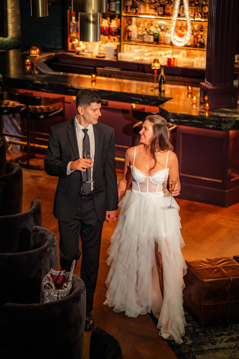 chicago-speakeasy-engagement-shoot (32)