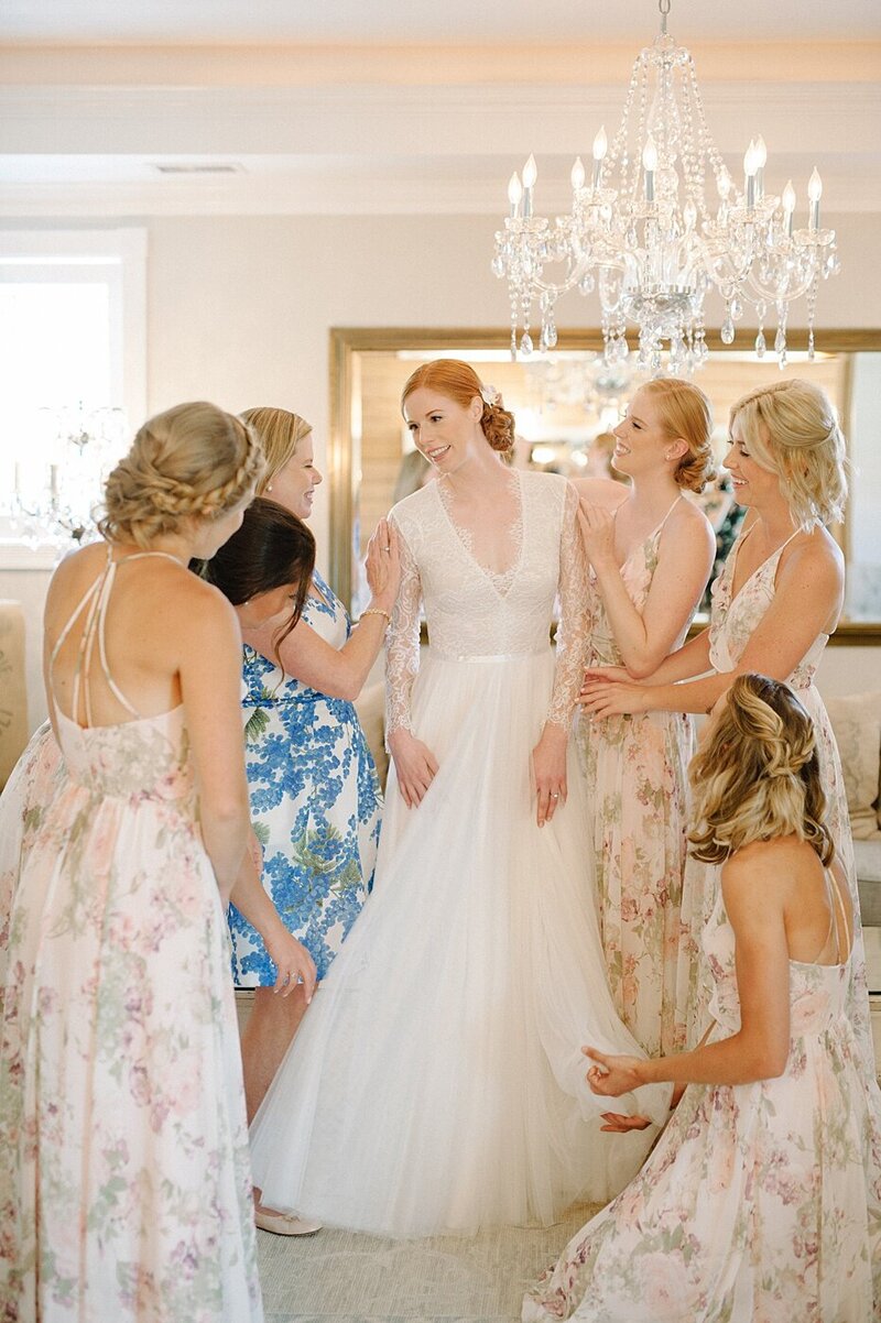 SeraPetrasPhotography_H+P_gettingready-192