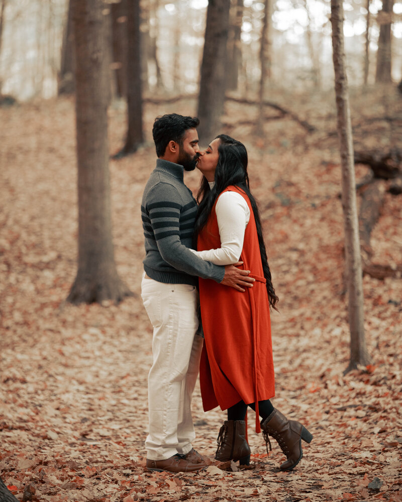 engagement picture by PixMemora studio photography