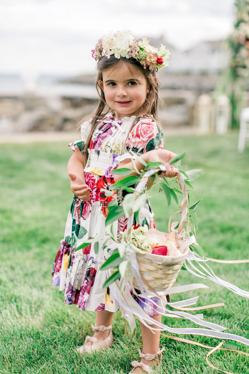 wedding-flower-girl-ribbon-basket