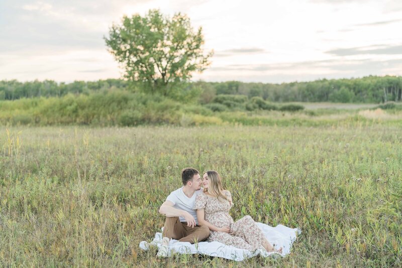 Winnipegcouplephotographer-14