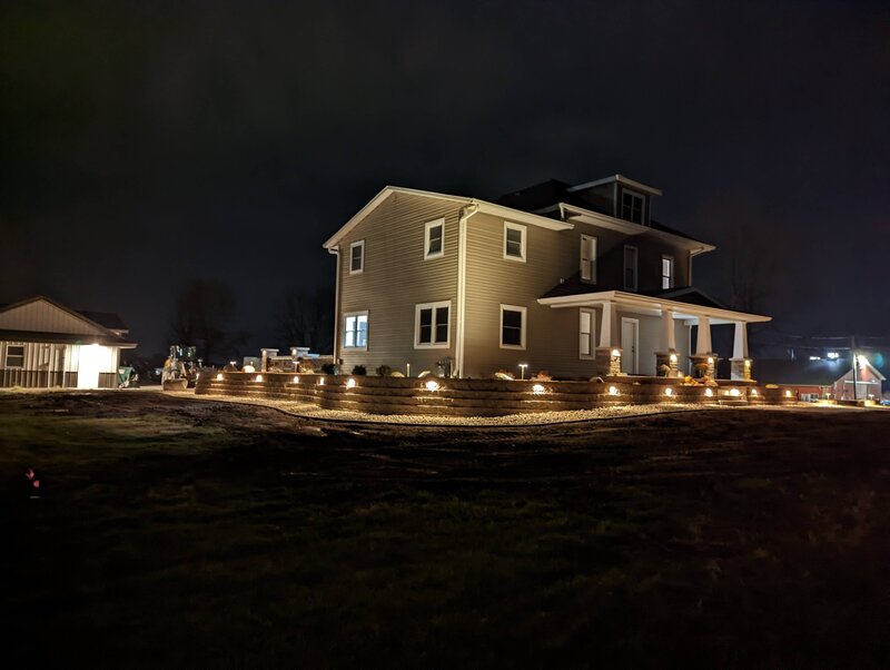 Cedar-Rapids-Iowa-landscaping-lawn-care-treatments-_20221110_000838552