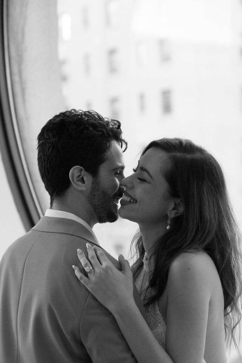 a museum love with couple at the musée des beaux arts de montreal