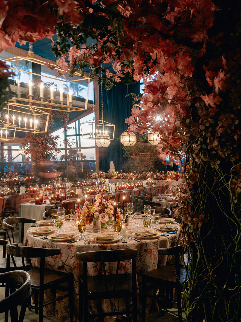 Autumn-Maximalist-Wedding-with-rich-tones-blue-velvet-draping-Ashley-Ludaescher-Photography-Vanessa-Noel-Events-0008