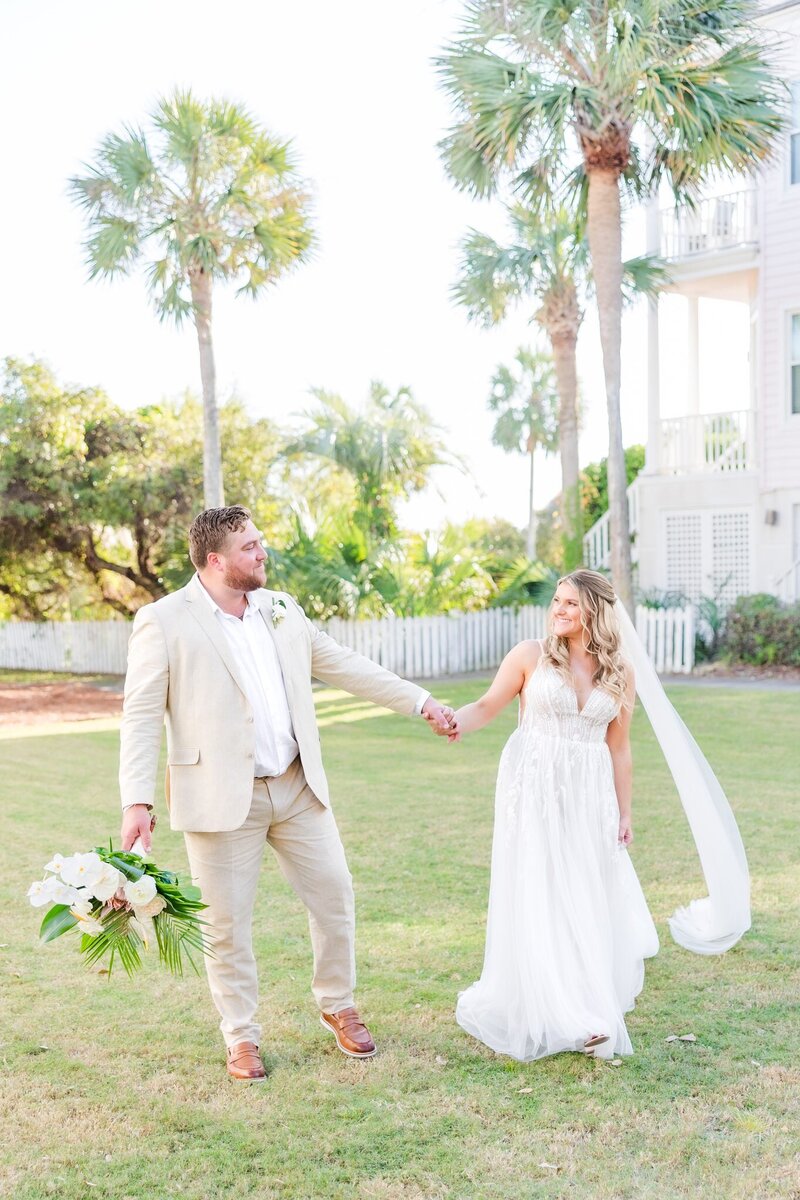 Danielle + Blake  Bride + Groom Portraits-14