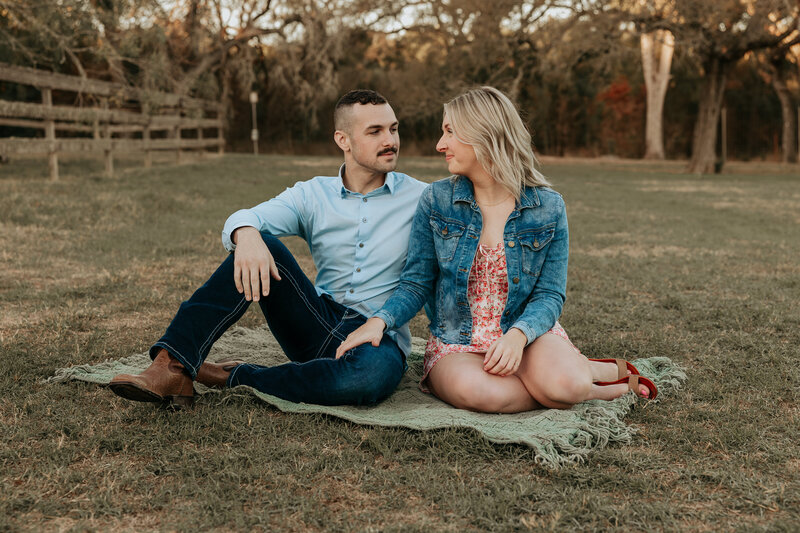 Commons Ford Ranch Couples Session