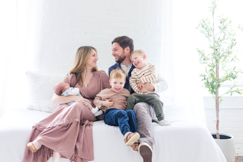 jordan-summer-photography-timmel-family- tampa-florida-family-studio-portraits-29