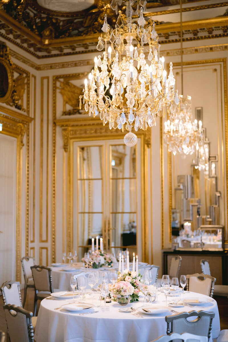 hotel de crillon Paris palace American wedding planner luxe francais