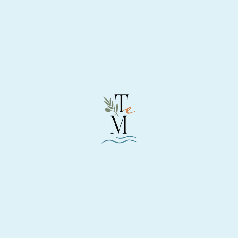Beautiful logo design for a restaurant
