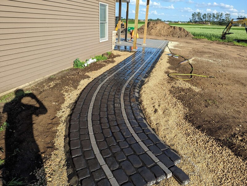 Cedar-Rapids-Iowa-landscaping-lawn-care-treatments-_20240618_233630983