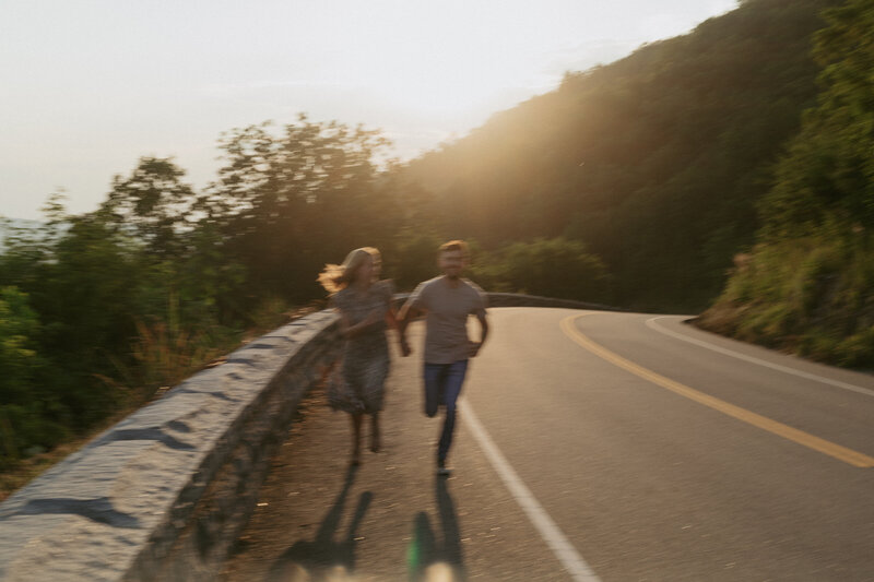 Great smoky mountain couples photo
