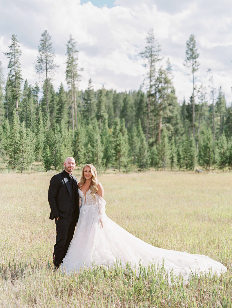 Devils-Thumb-Ranch-Wedding-Photographer-0030