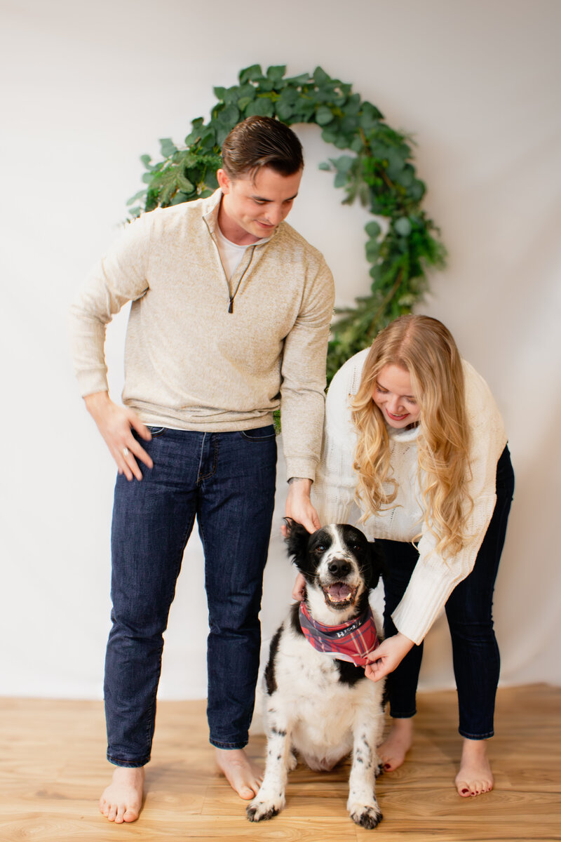 Dog-Roseburg-Oregon-Christmas-Mini-Session