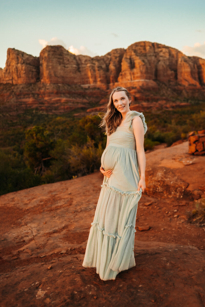 Sedona-maternity-photographer-10