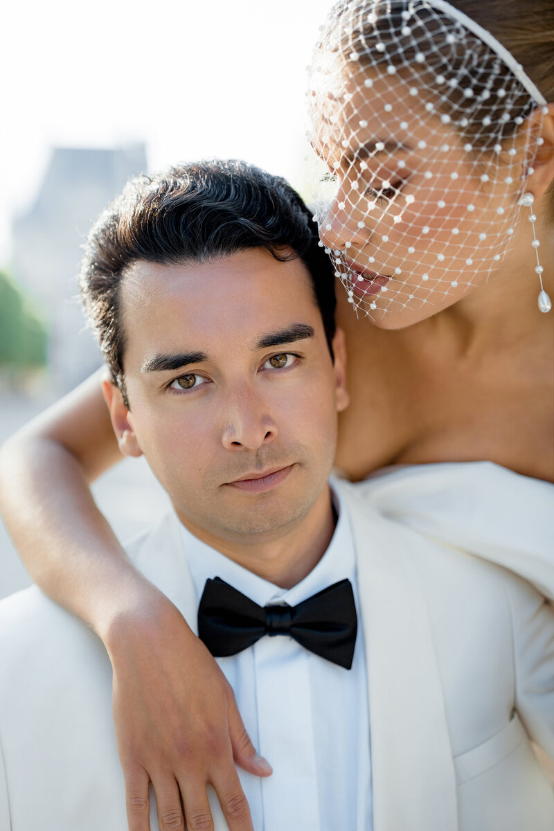 Wedding Editorial shoot Paris couple Eiffel Tower detais bride and groom