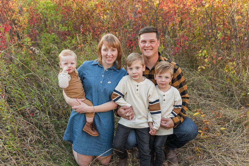 2024-krystal-moore-photography-moose-jaw-fall-family-wakamow-2