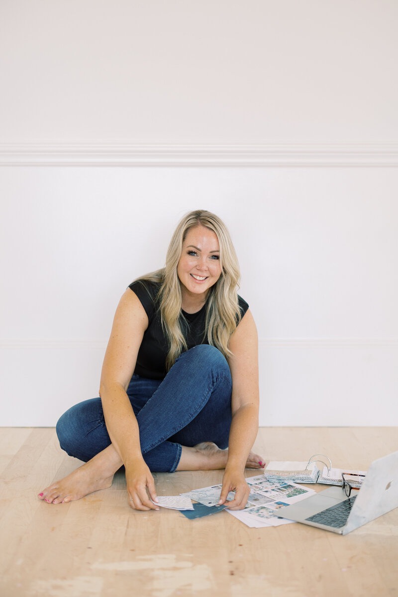 Ashley Murray, owner of Charming Carolina Events and Weddings, expert wedding planner and venue consultant based in Winston-Salem, NC
