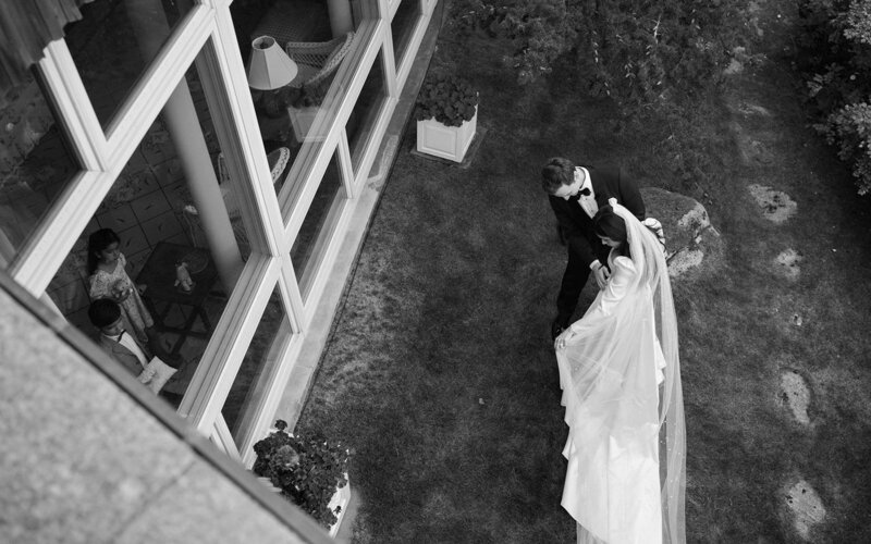 37 Blacktiefirstlook.A+R.09-4_websize