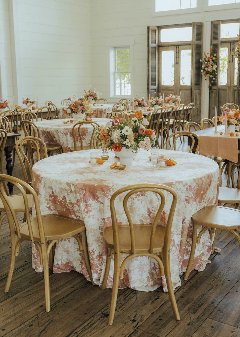 D75213F5-BDD4-49E3-8482-5E25043D7D39_1_201_a