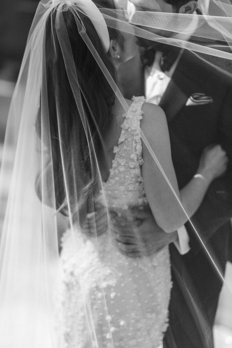 515-Art-Gallery-of-Ontario-AGO-Toronto-Canada-Zoe-Greg-Wedding-14
