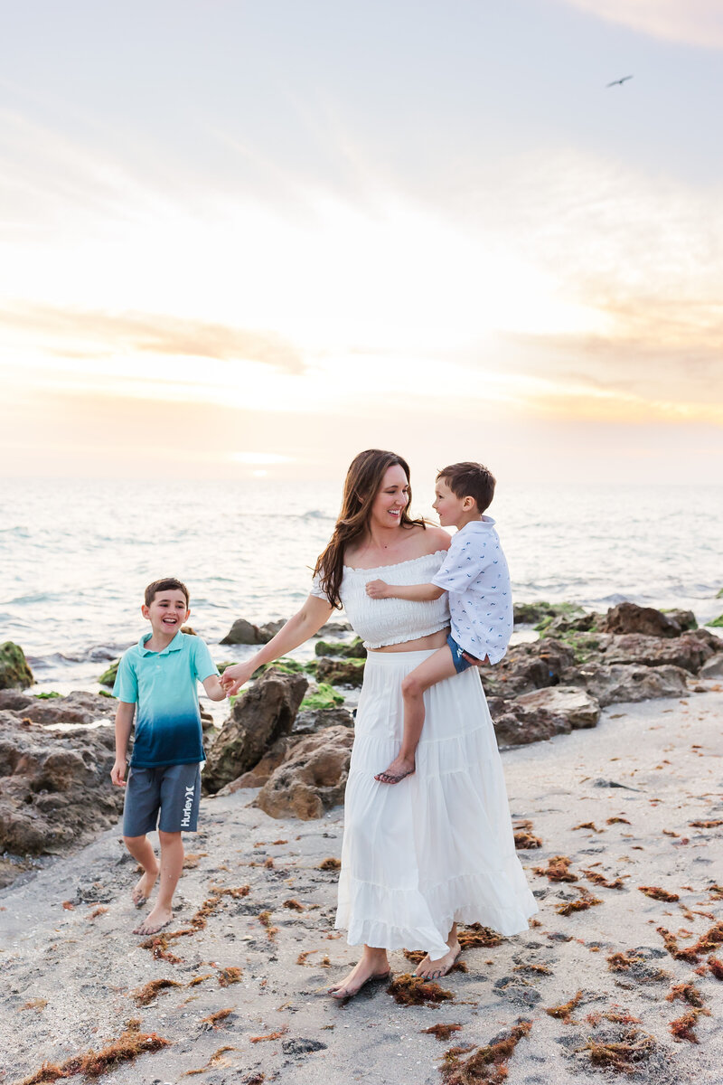 Amy Britton Photography Photographer Family Maternity Portrait Photo Florida Light Airy Bright Lake Mary, Orlando, Florida