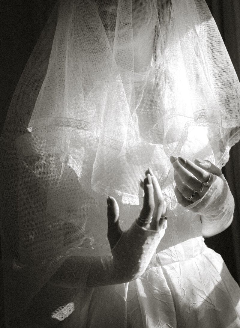 old money vintage bride black and white photo