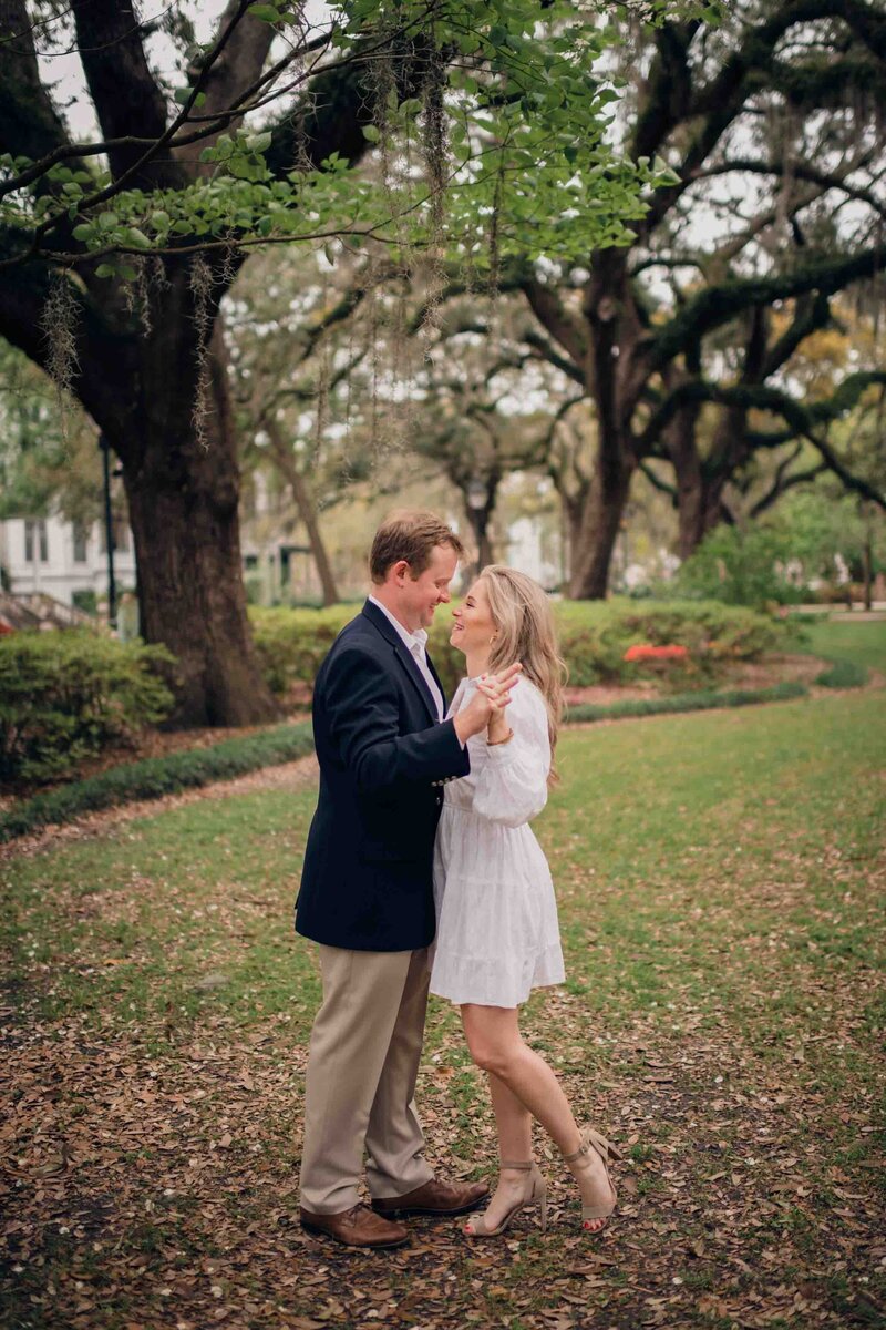 014_Forsyth Park Engagement Session Savannah_