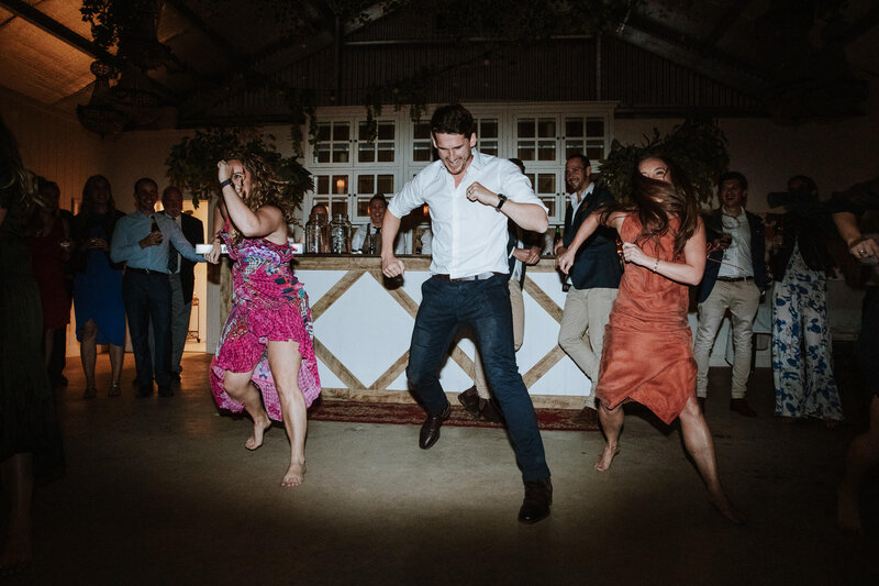 beach-wedding-jervis-bay-woods-farm-103