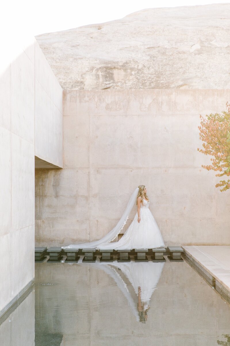Stunning bridal portrait at Amangiri