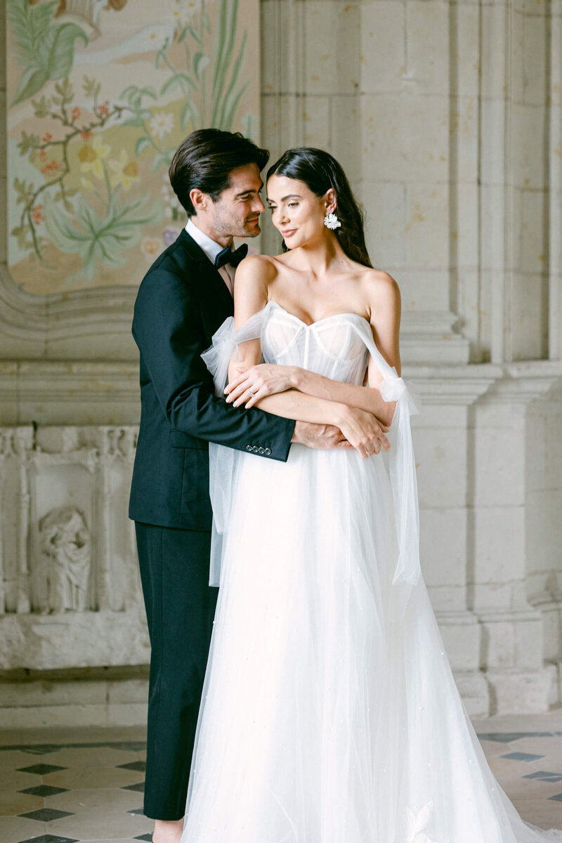 A wedding day photo of the bride and groom at Chateau de Jalesnes in France
