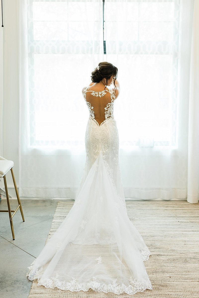 Bloomington_Indiana_The_Wilds_Wedding_Event_Venue_Country_Summer_Weddings_32